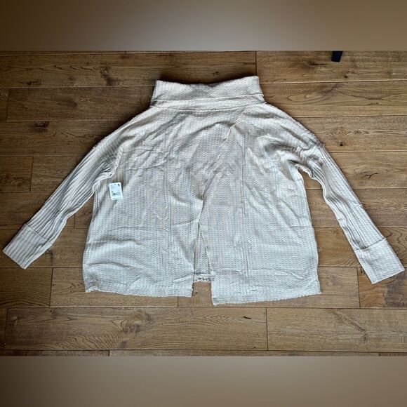 Free People Juicy Long Sleeve Top size M NWT - Picture 5 of 13
